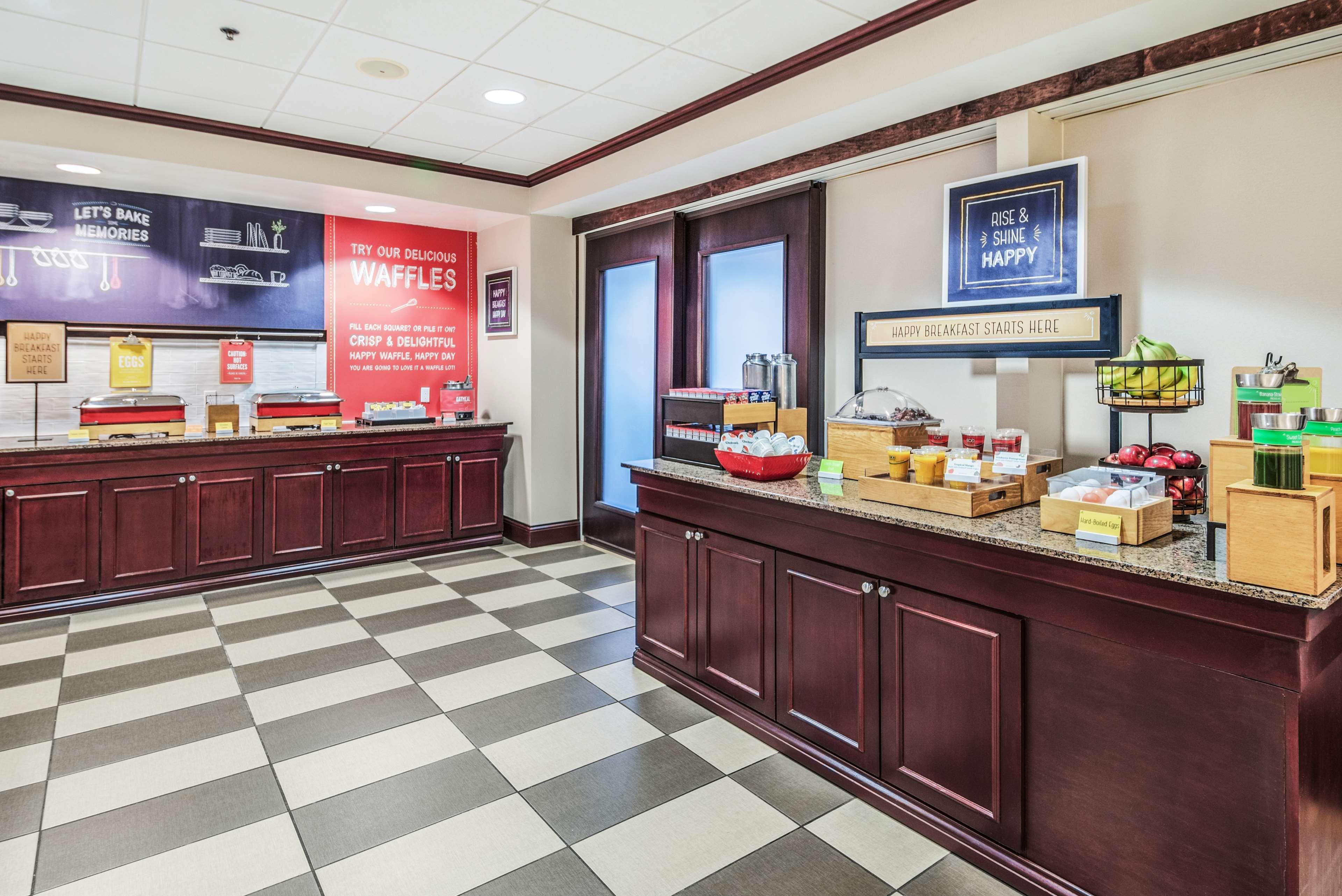 Hampton Inn Greenfield Extérieur photo