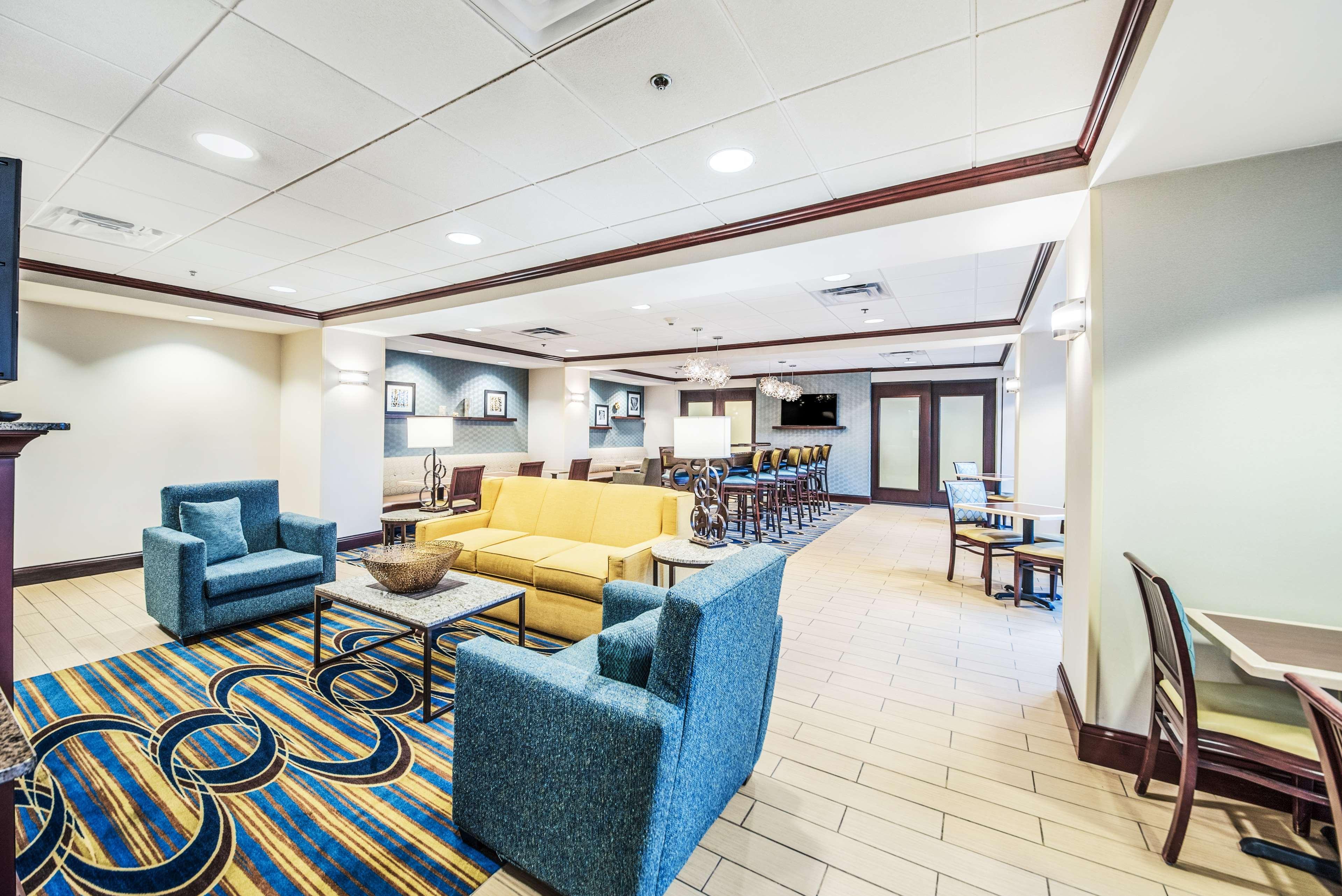 Hampton Inn Greenfield Extérieur photo
