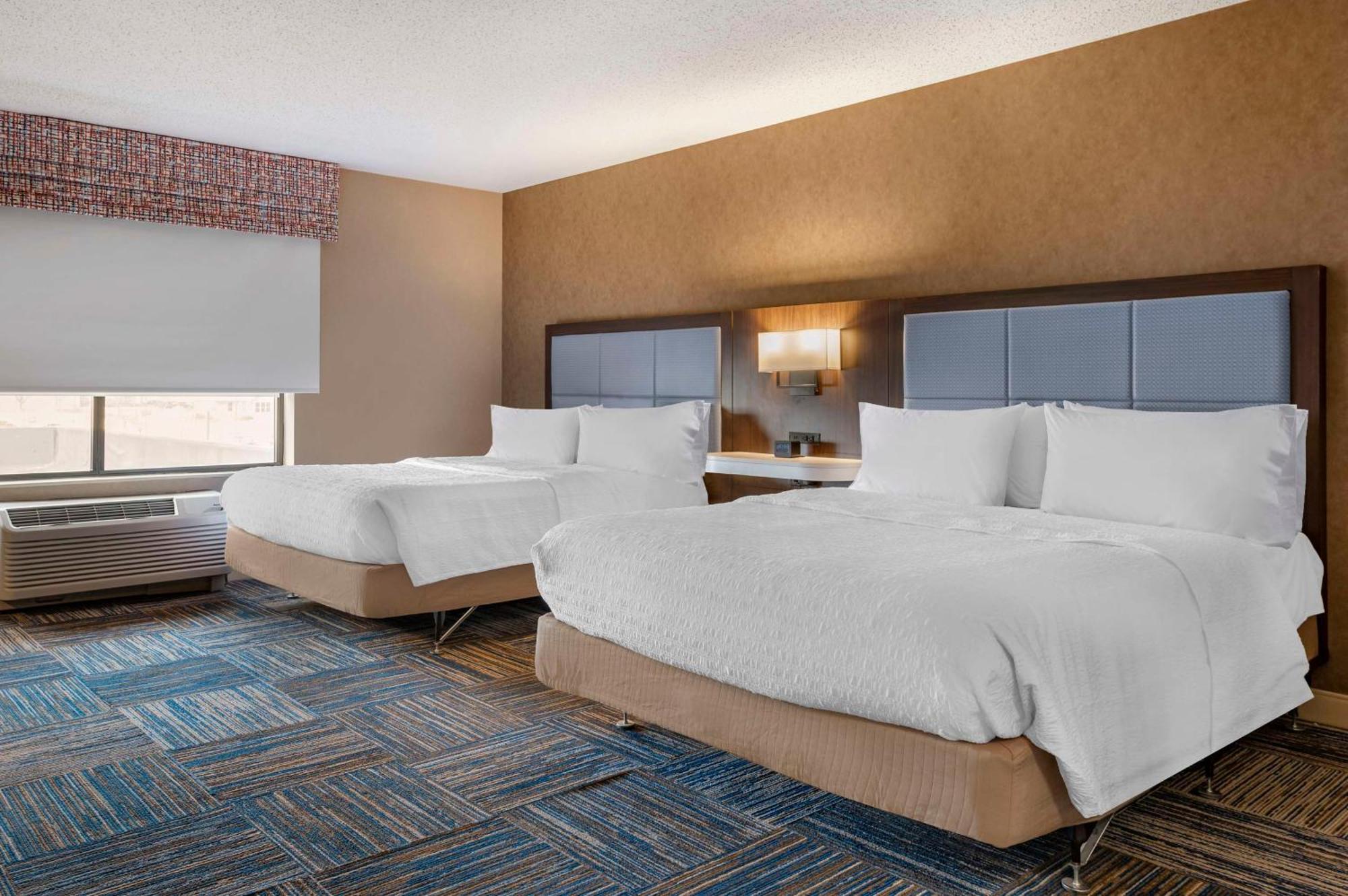 Hampton Inn Greenfield Extérieur photo
