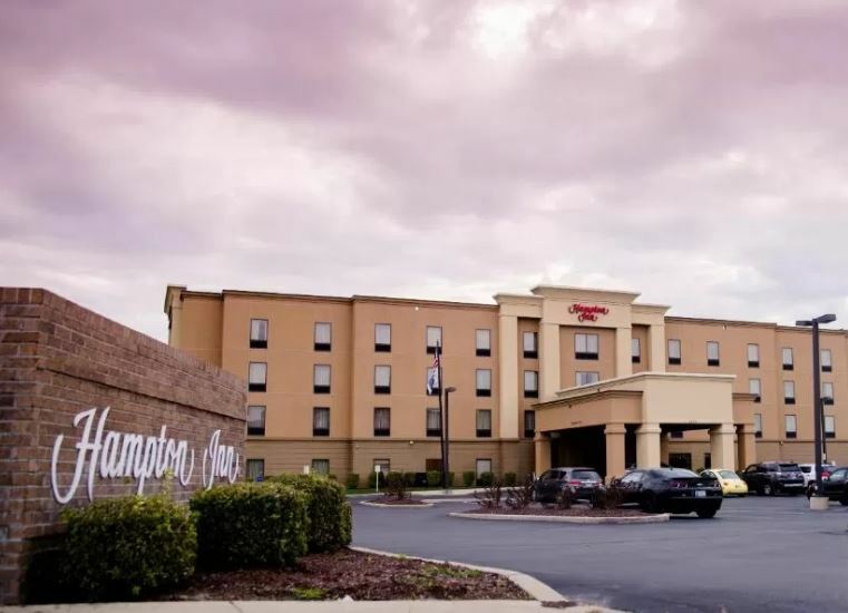 Hampton Inn Greenfield Extérieur photo
